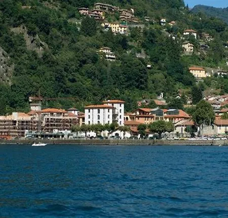Sleeps 4 Pool Air Con T421367 Apartment Maccagno