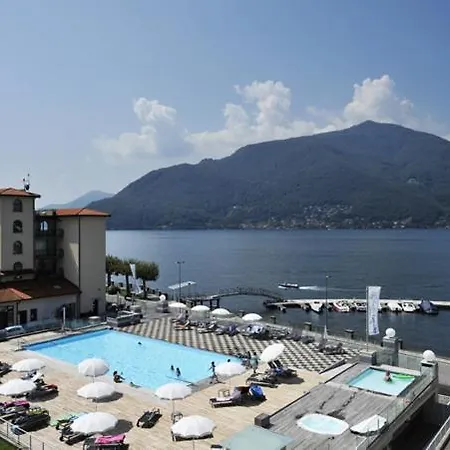 Διαμέρισμα Sleeps 4 Pool Air Con T421367 *