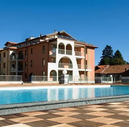 Sleeps 4 Pool Air Con T421367 Διαμέρισμα Maccagno